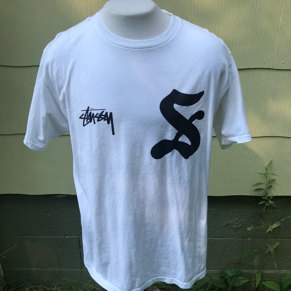 Stüssy tee